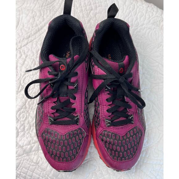 Merrell Women's Tough Mudder Running Athleisure  Athletic Shoe - Red/Black - 7.5 - Picture 4 of 10